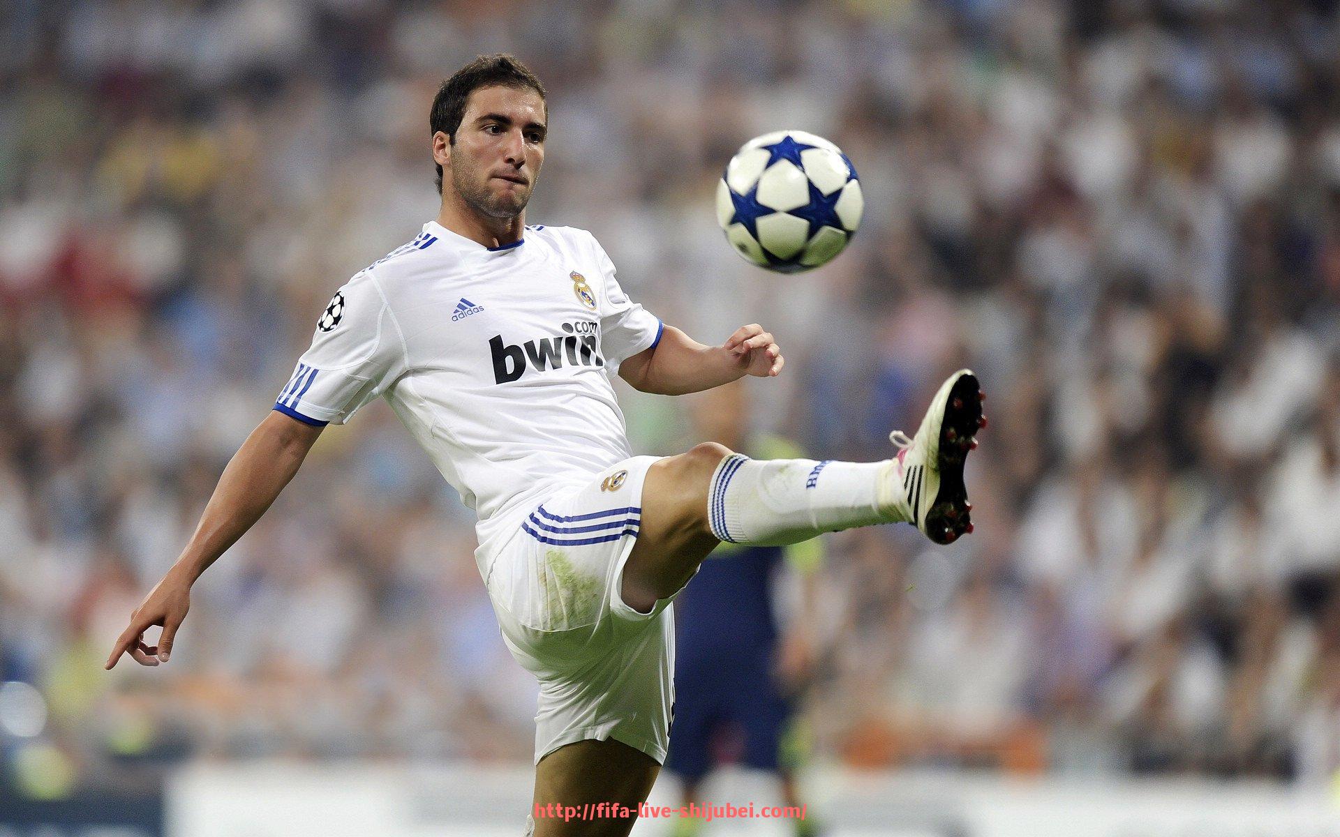 世俱杯直播-火箭队2006年战术回顾：杰夫·范甘迪体系下的防守强队